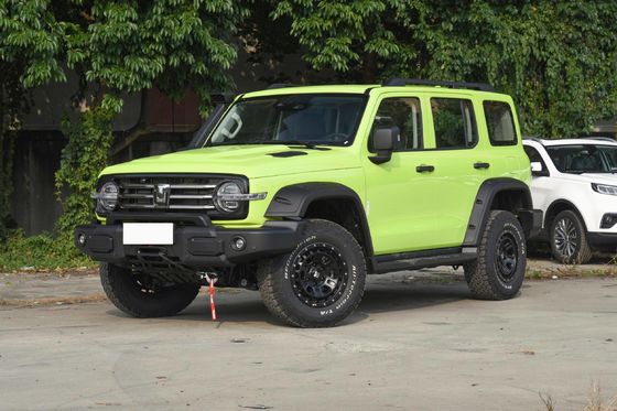 ถัง 300 2110 กก. 1.5 ตัน ความยาว 4760 มม. ระยะทาง 25Mpg รถบรรทุก